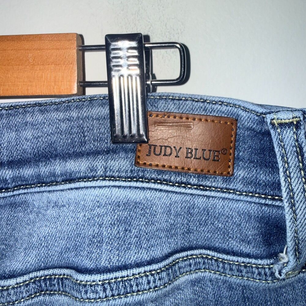 Judy Blue Mid Rise Boot Cut Jean - 24W - Picture 11 of 13